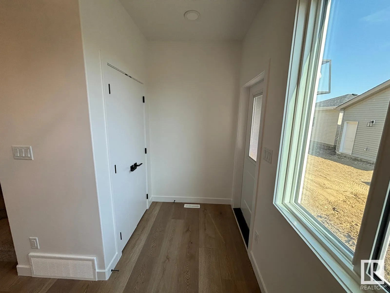 4207 38 ST