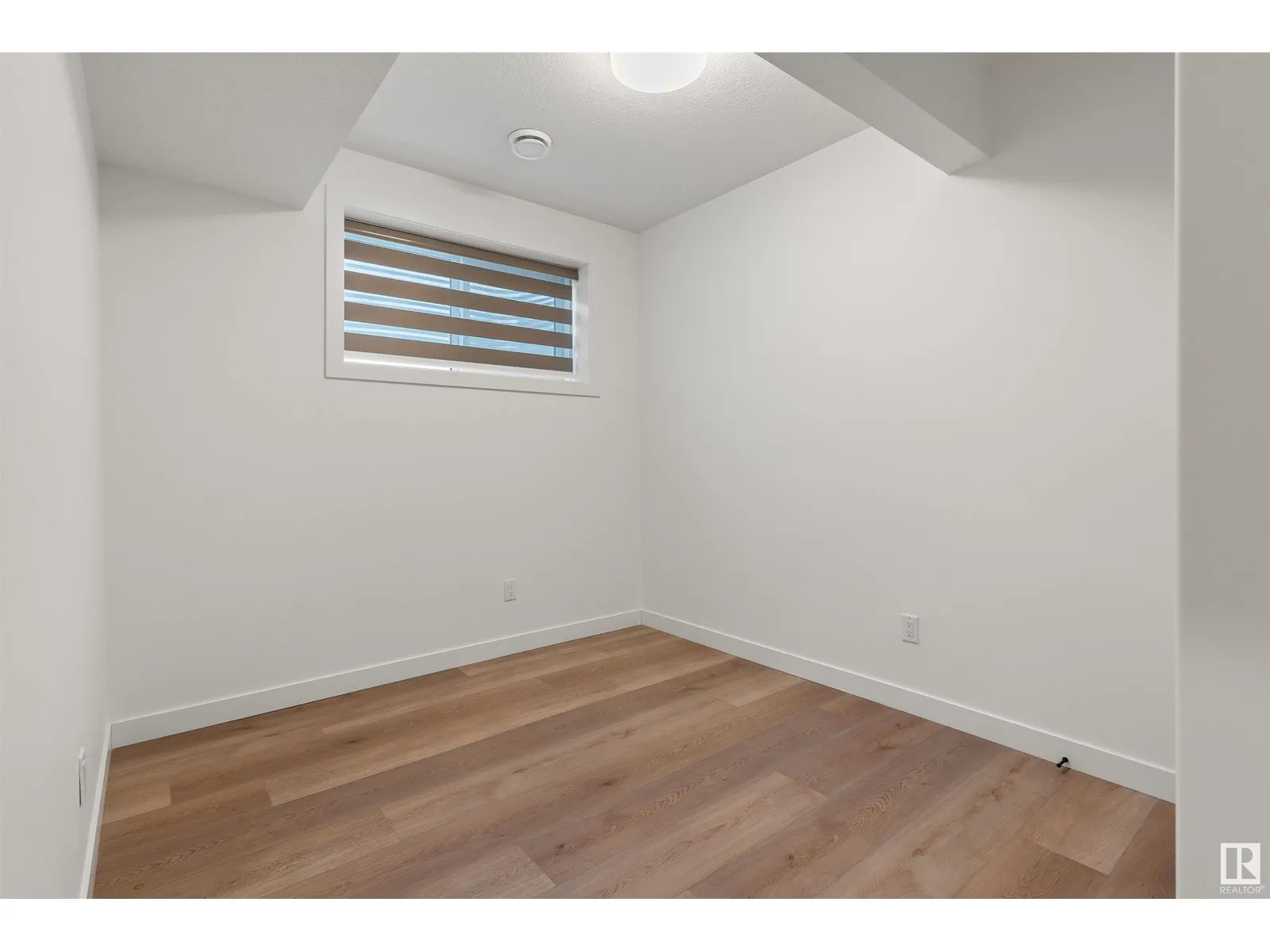 4207 38 ST