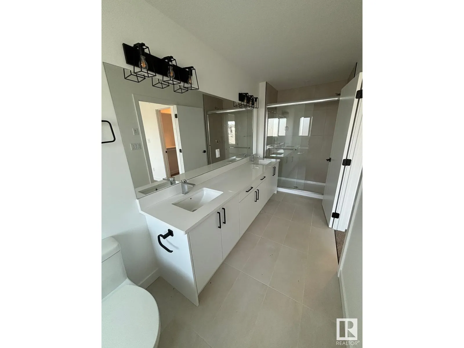4207 38 ST