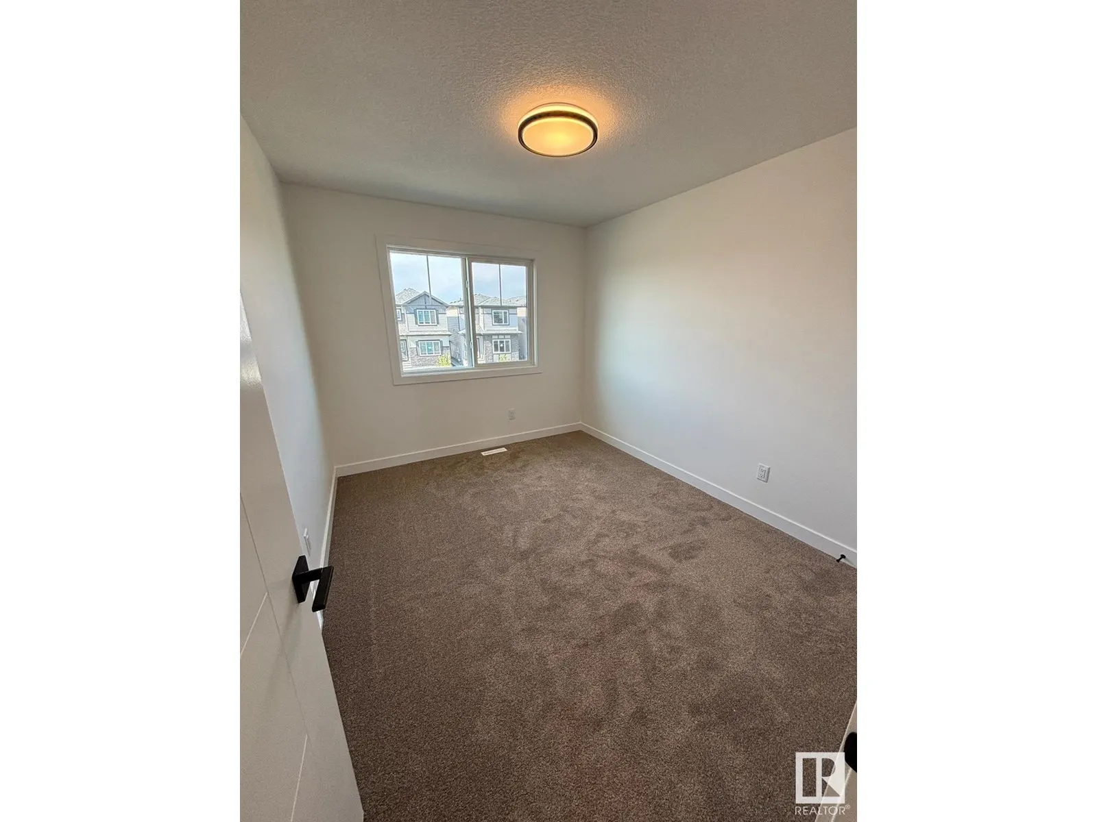 4207 38 ST