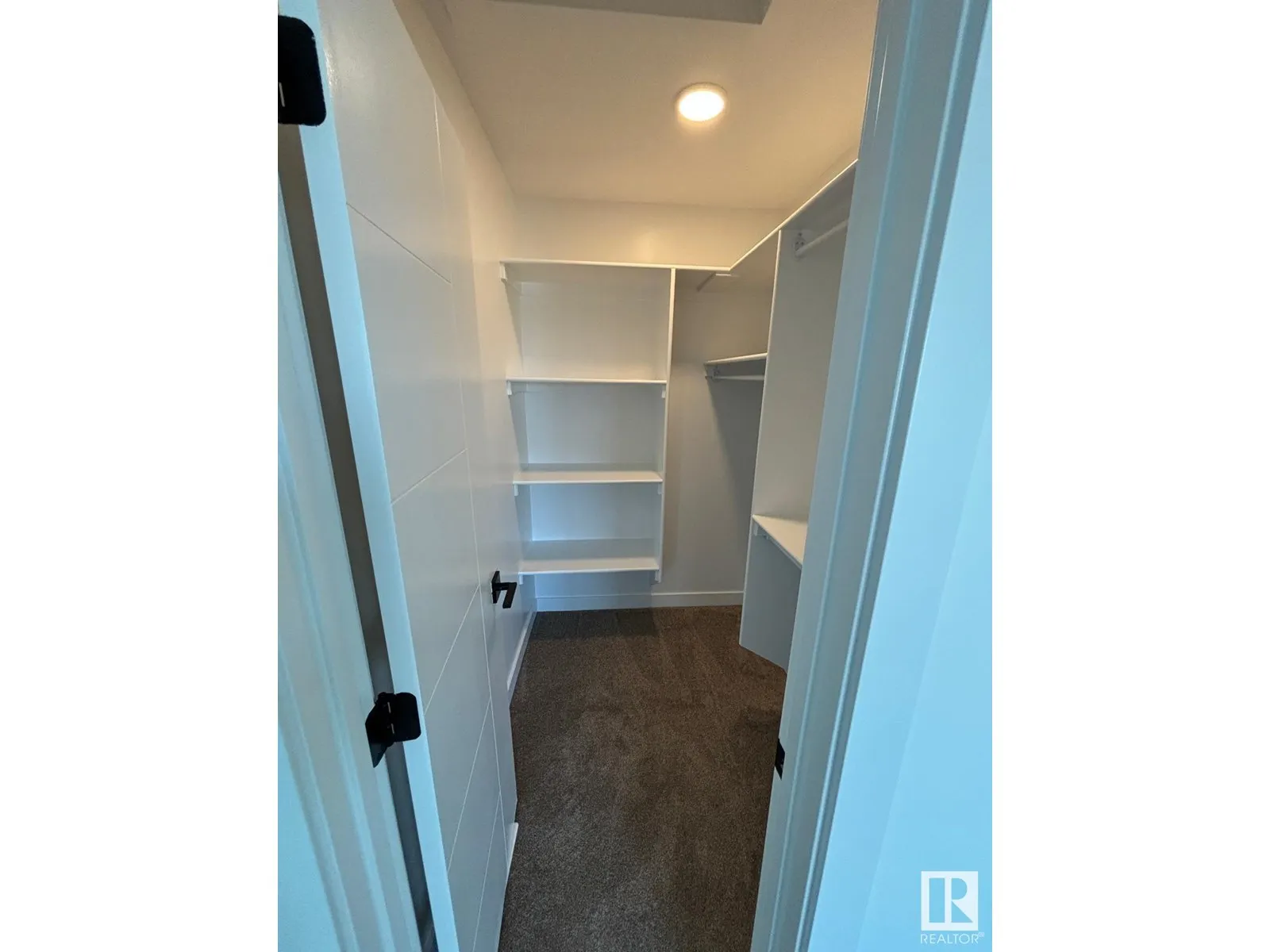 4207 38 ST