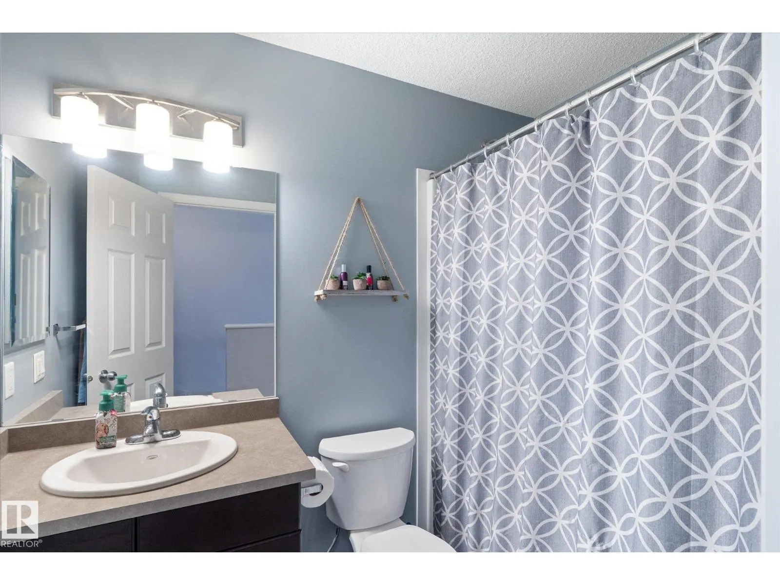 #53 9151 SHAW WY SW