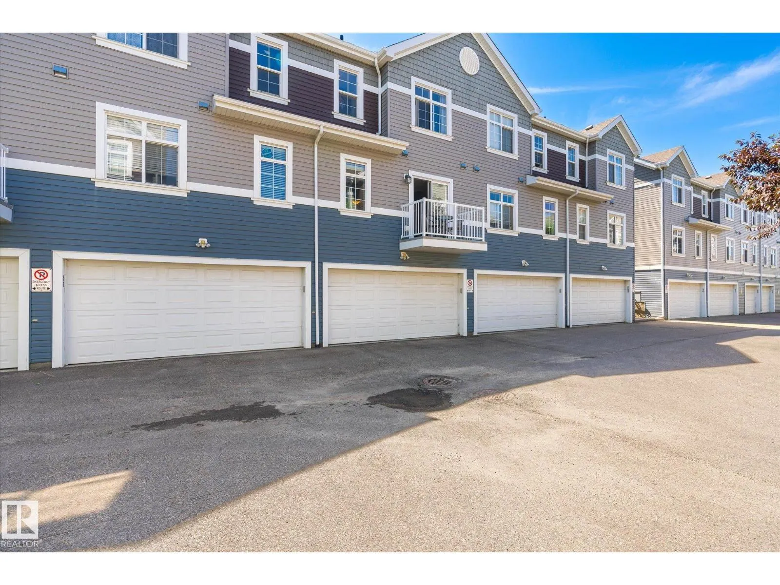 #53 9151 SHAW WY SW