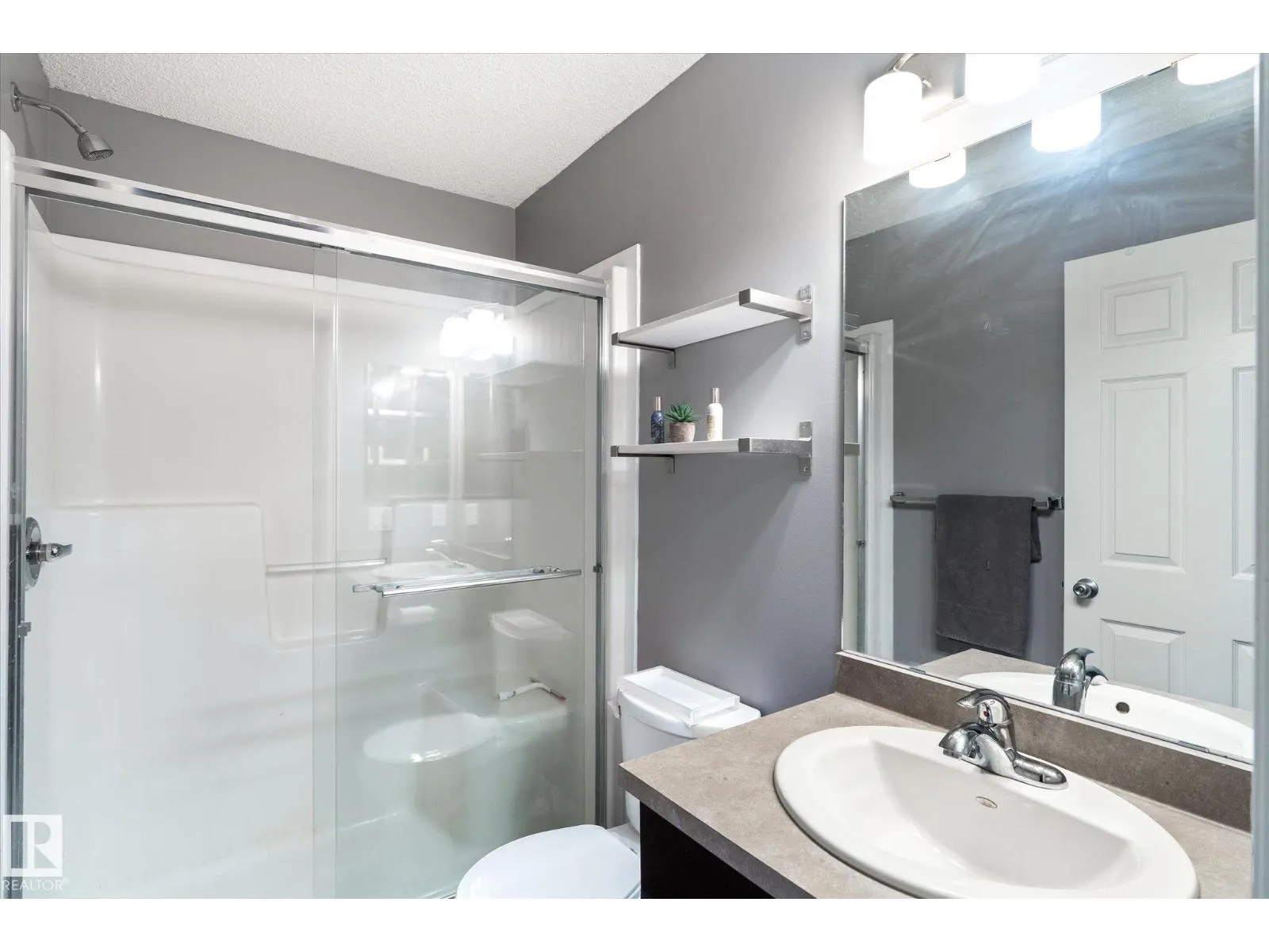 #53 9151 SHAW WY SW