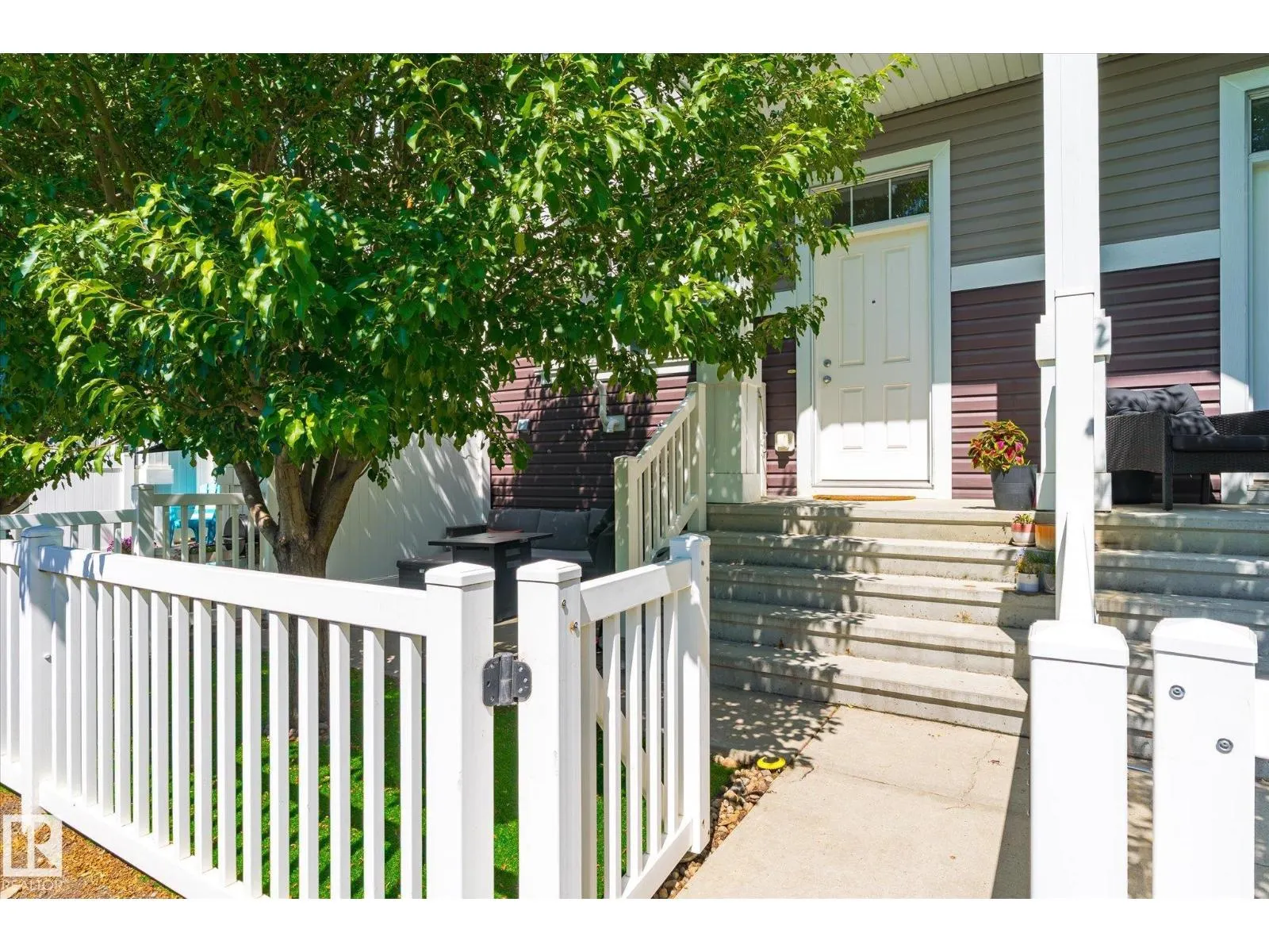 #53 9151 SHAW WY SW