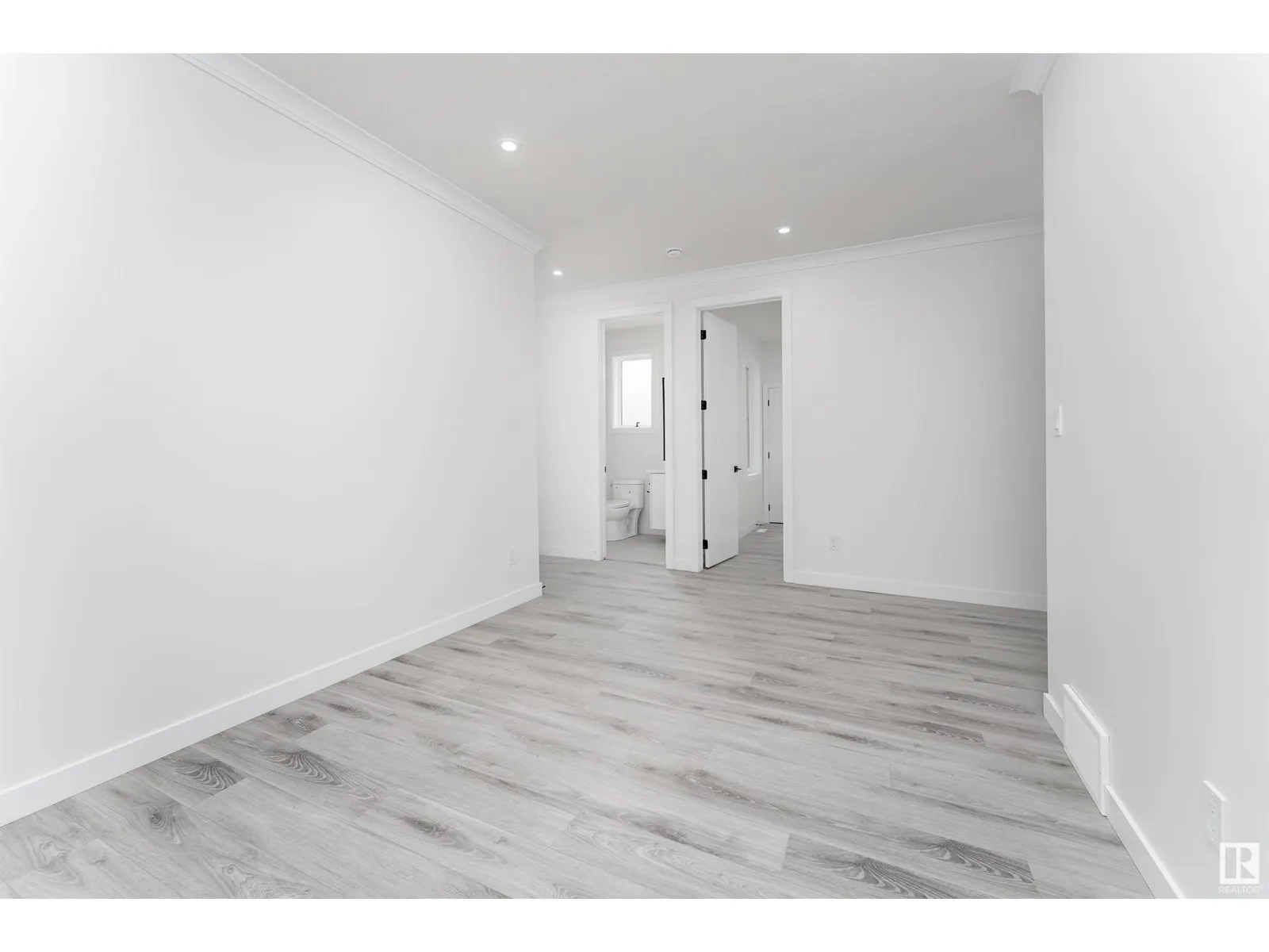 145 Graybriar DR