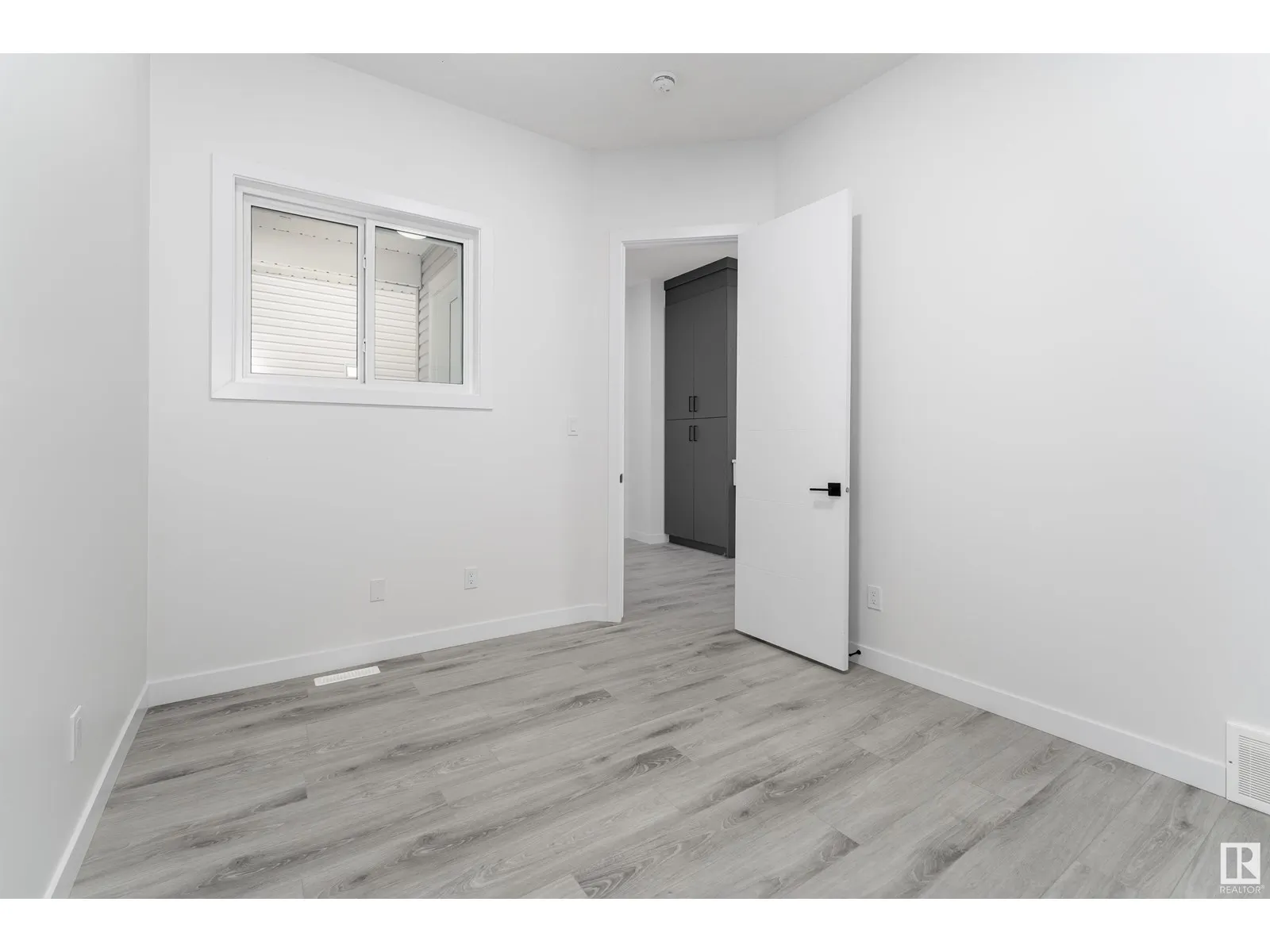 145 Graybriar DR
