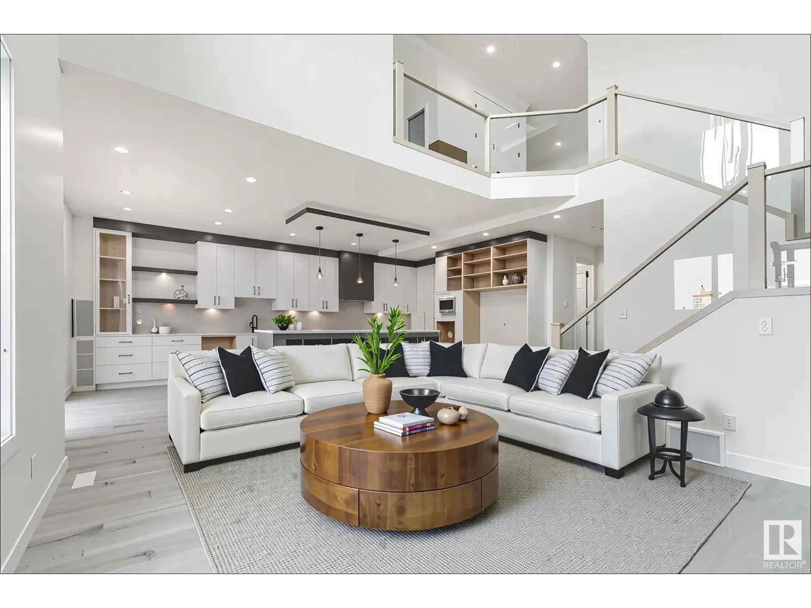 145 Graybriar DR