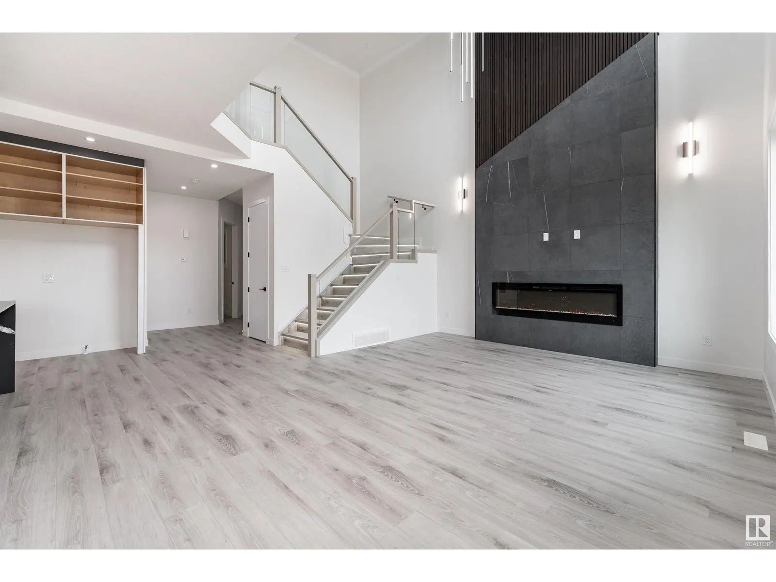 145 Graybriar DR