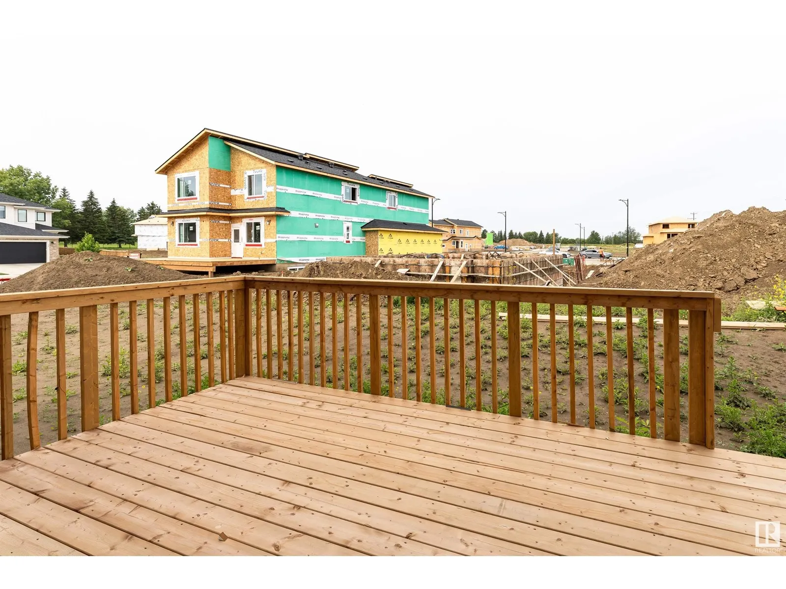 145 Graybriar DR