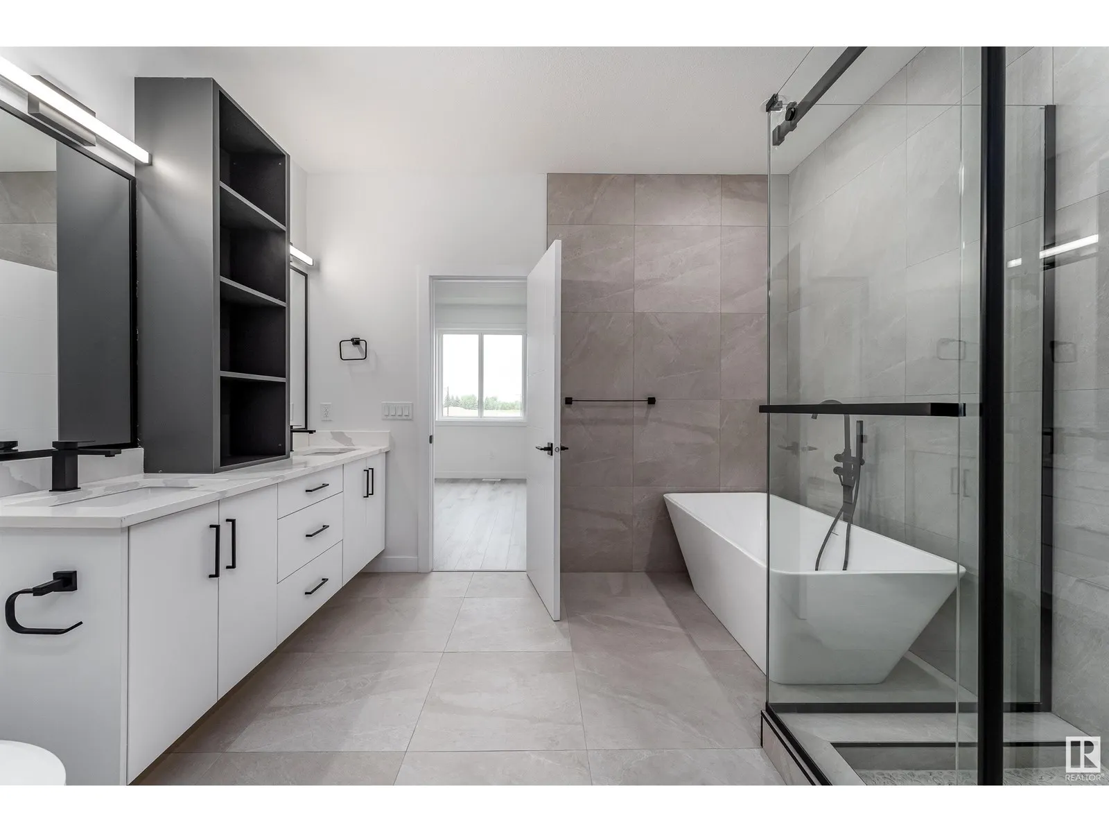 145 Graybriar DR