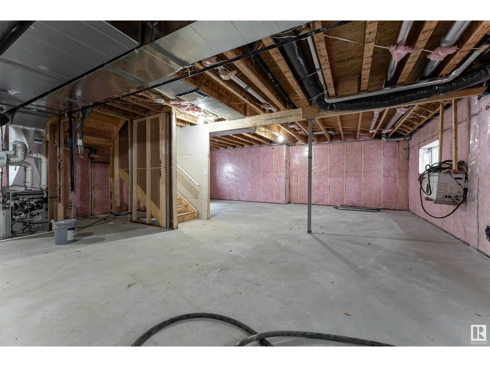 145 Graybriar DR