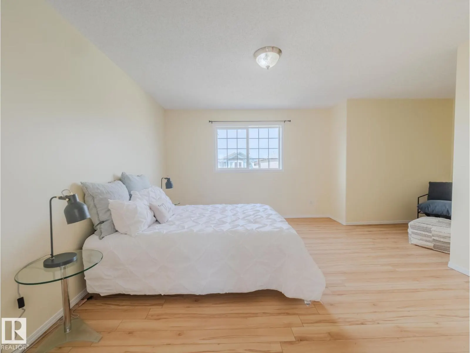 15013 135A ST NW