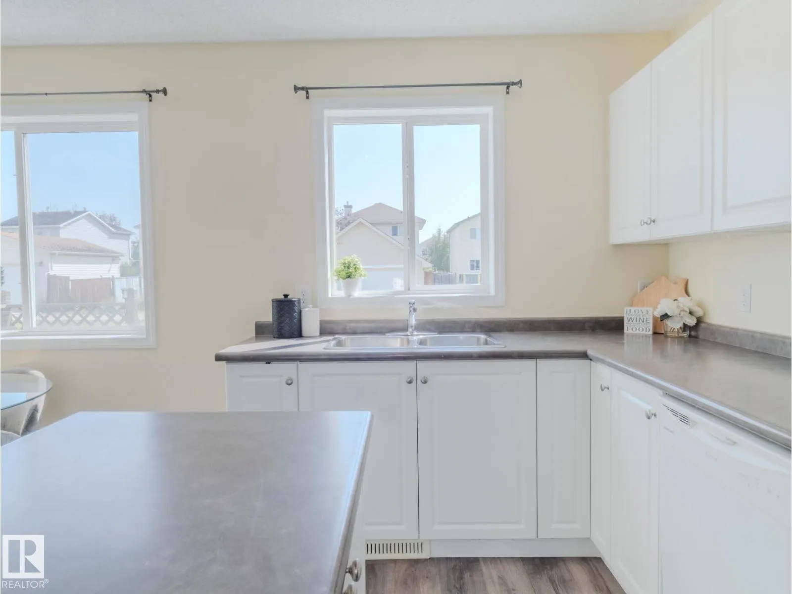 15013 135A ST NW