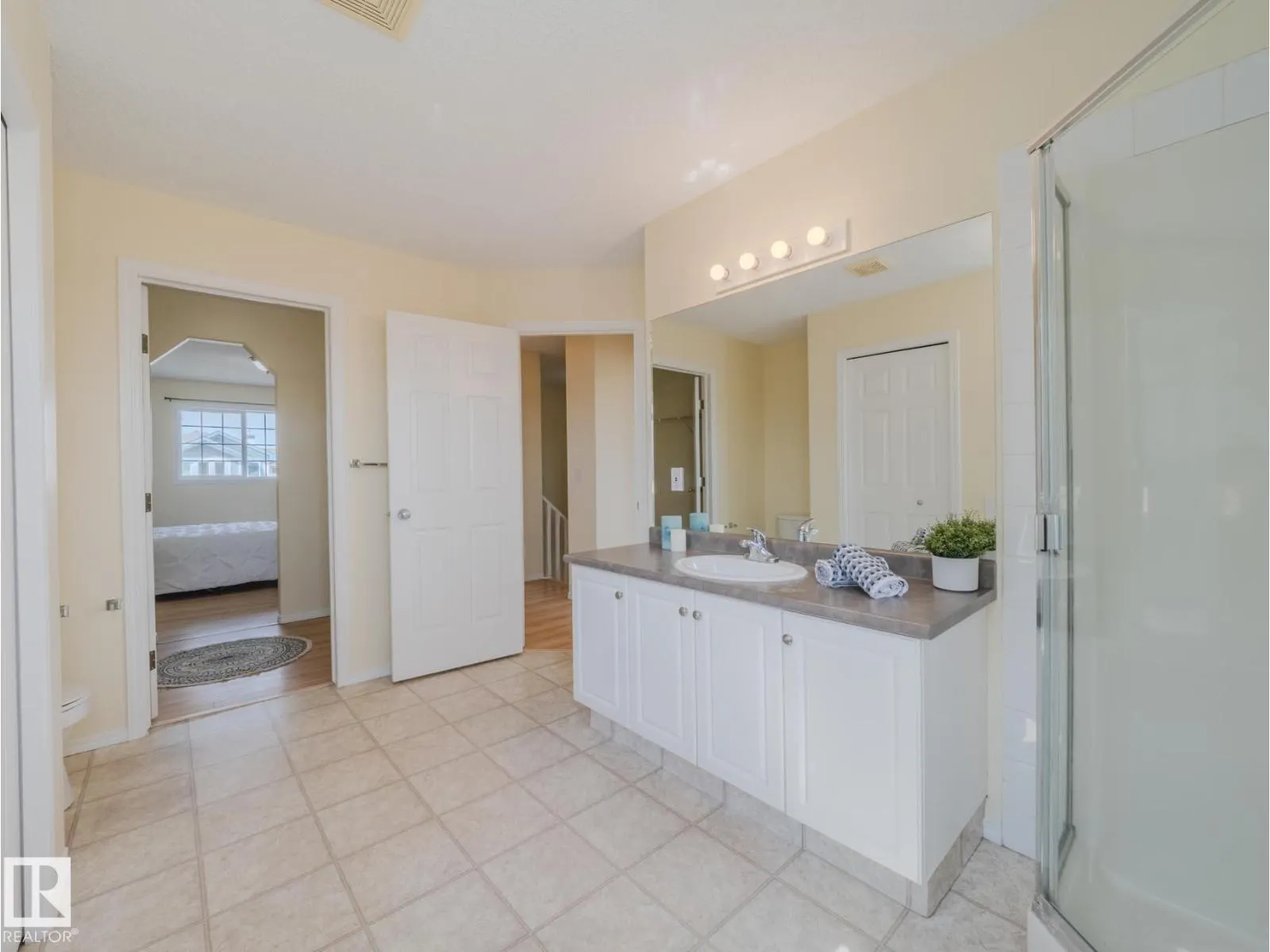 15013 135A ST NW
