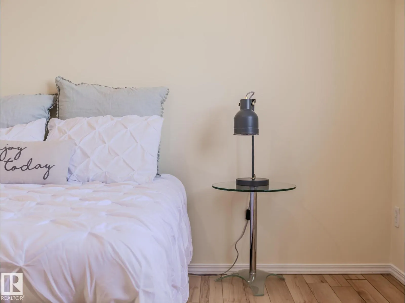 15013 135A ST NW