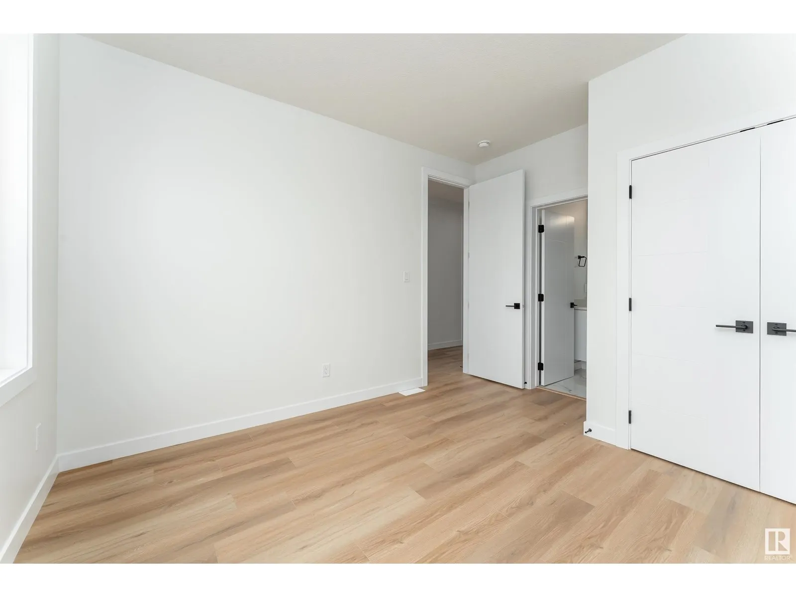 147 GRAYBRIAR DR