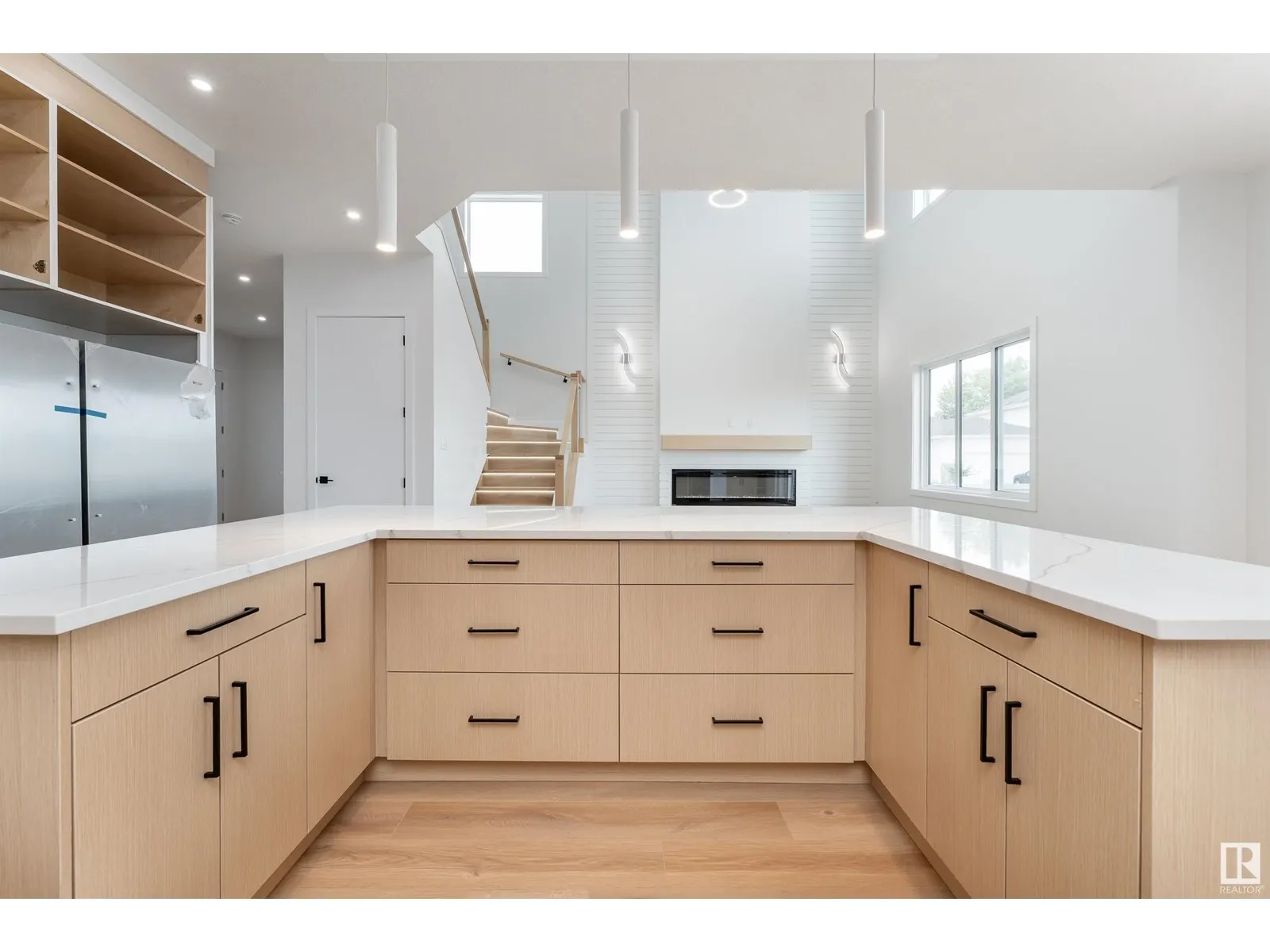 147 GRAYBRIAR DR