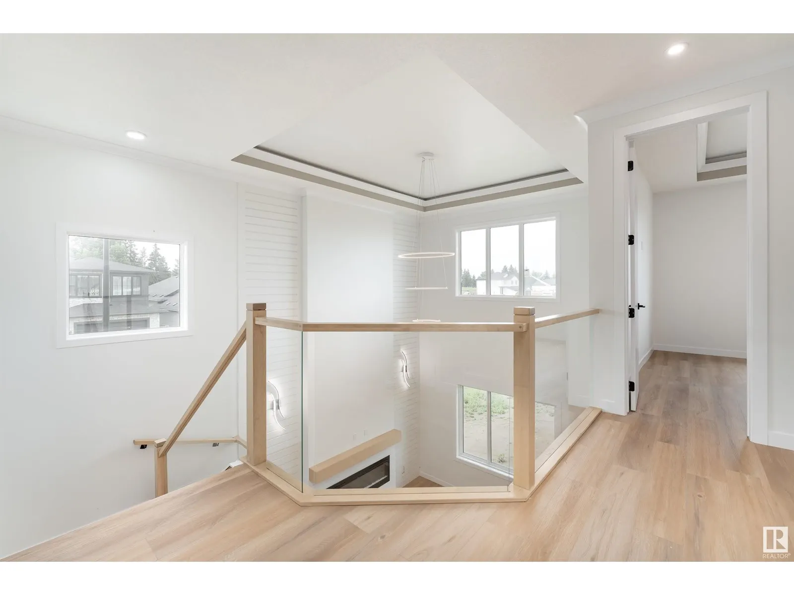 147 GRAYBRIAR DR