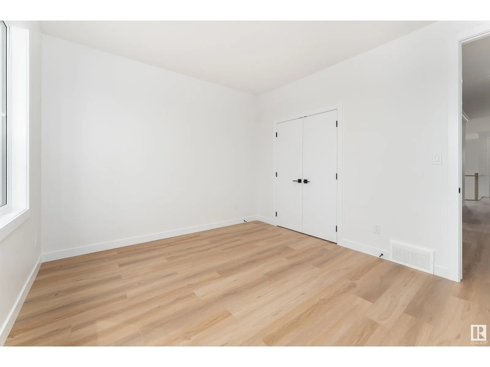 147 GRAYBRIAR DR