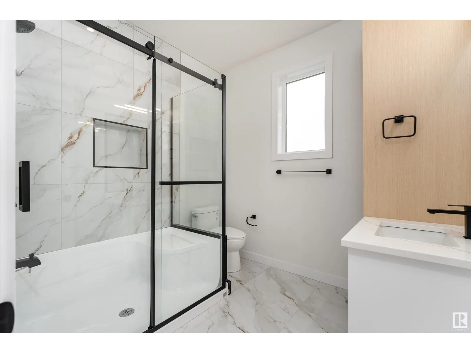 147 GRAYBRIAR DR