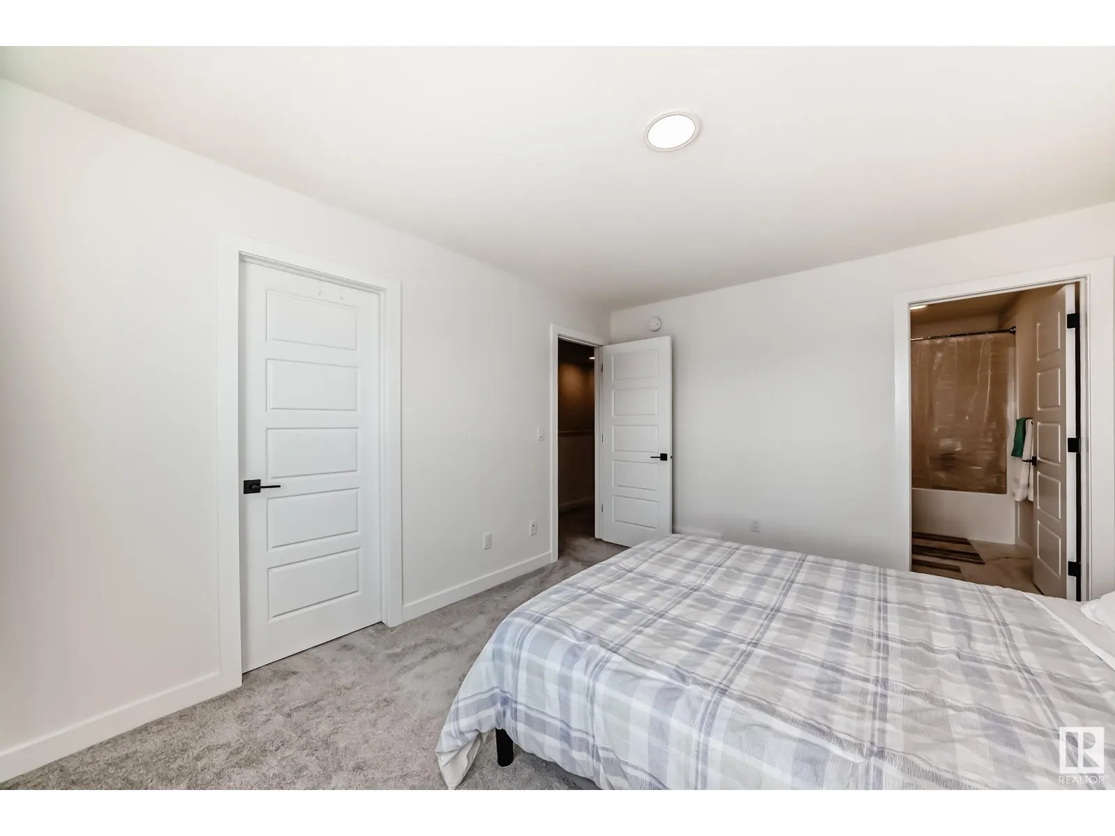 54 Sienna Blvd