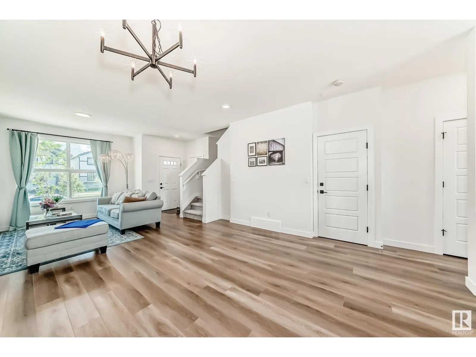 54 Sienna Blvd