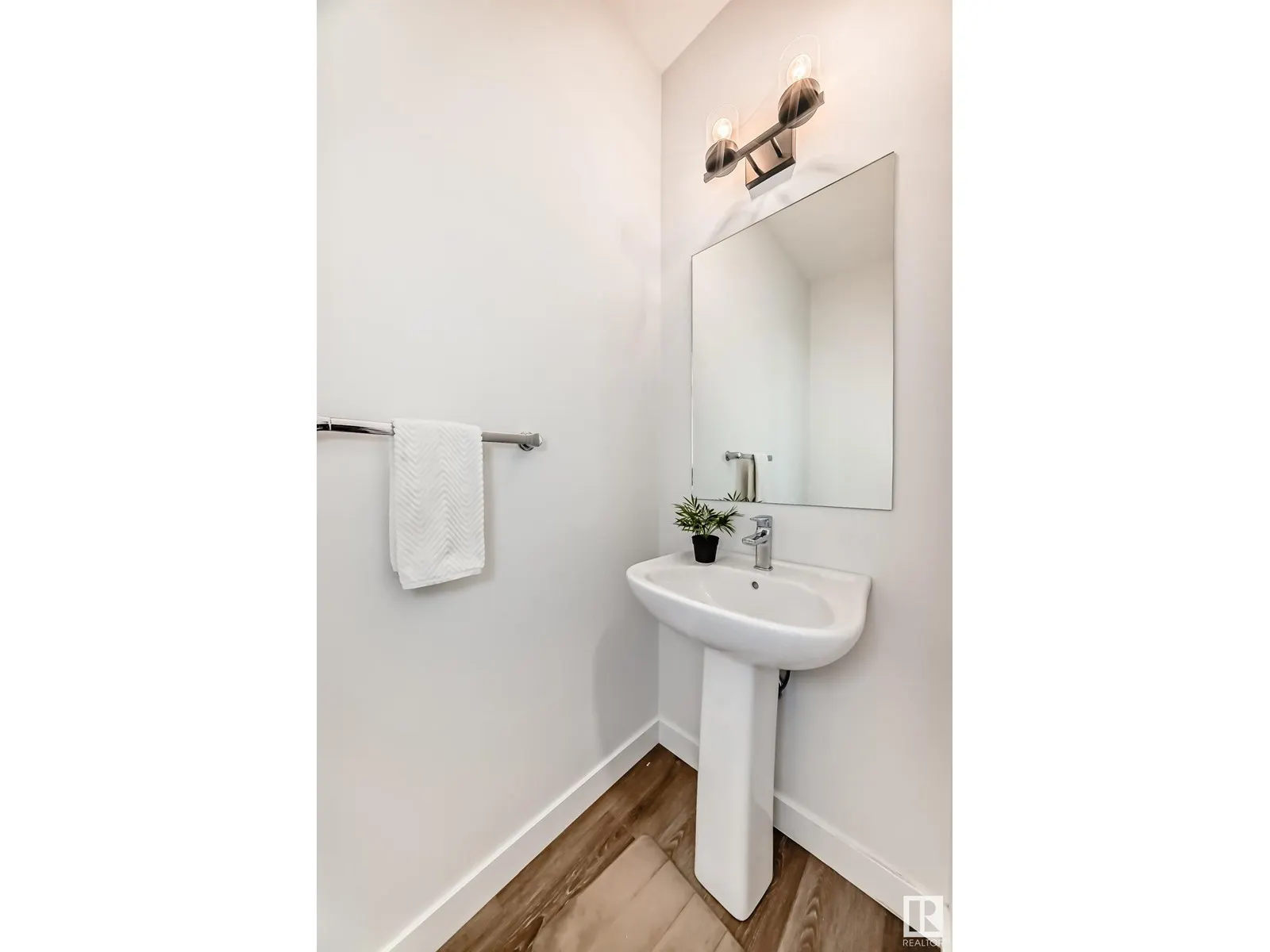 54 Sienna Blvd