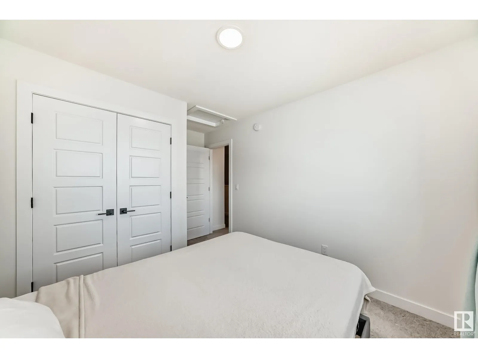 54 Sienna Blvd