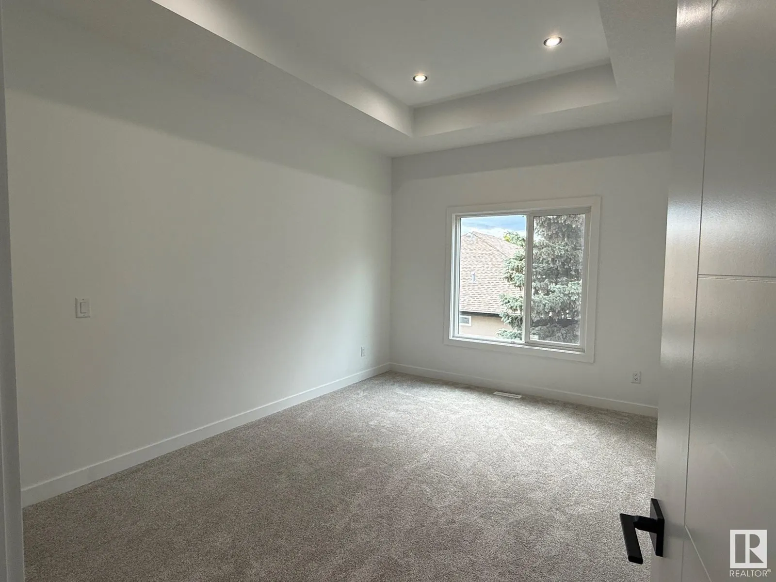 4912 46 ST