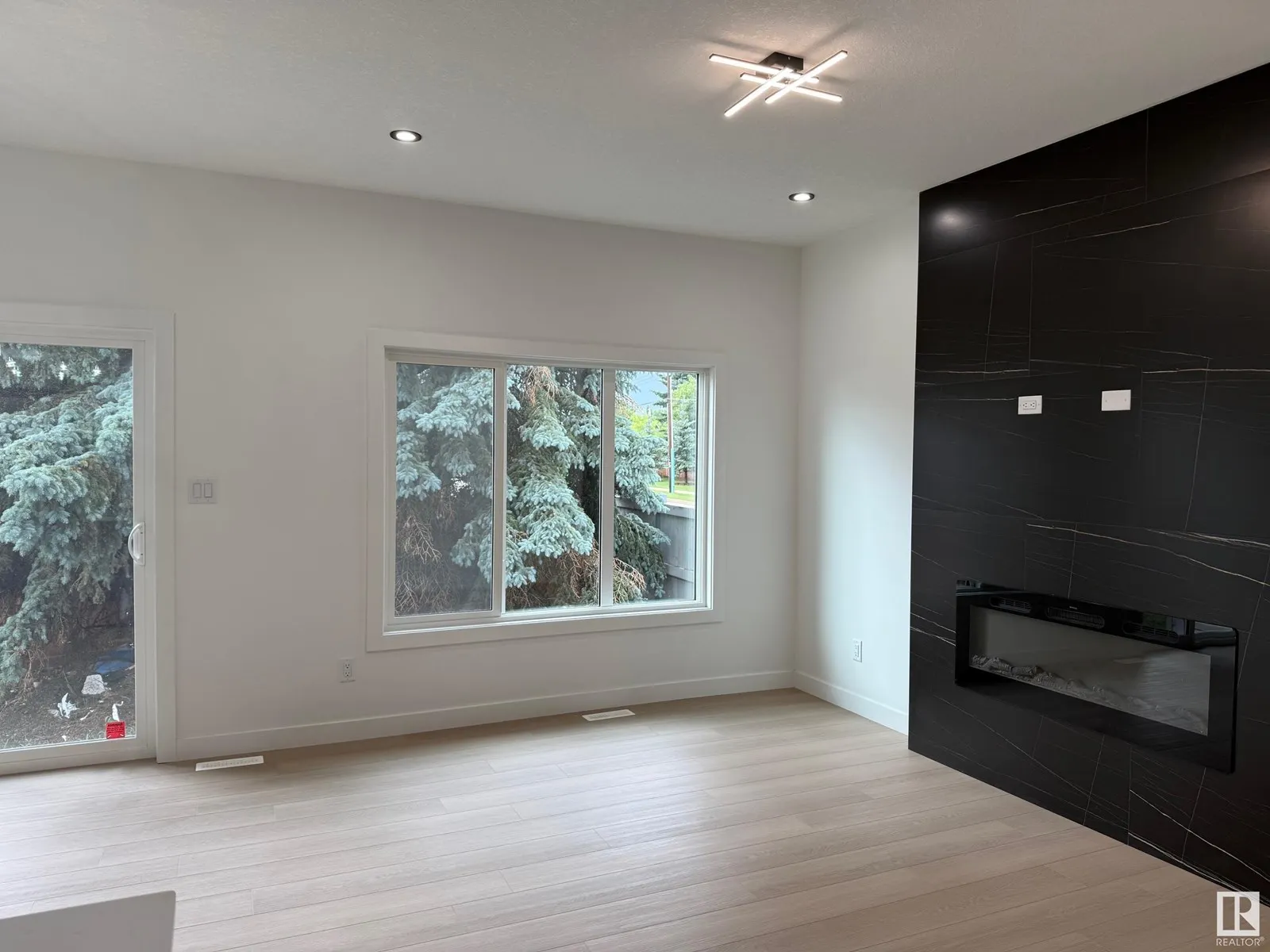 4912 46 ST