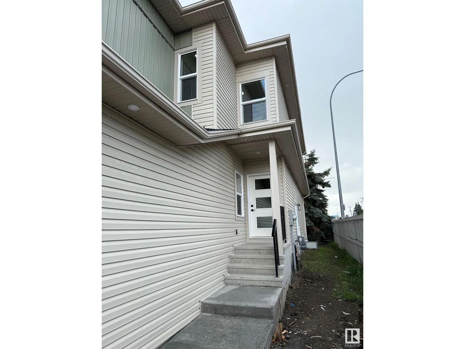 4912 46 ST