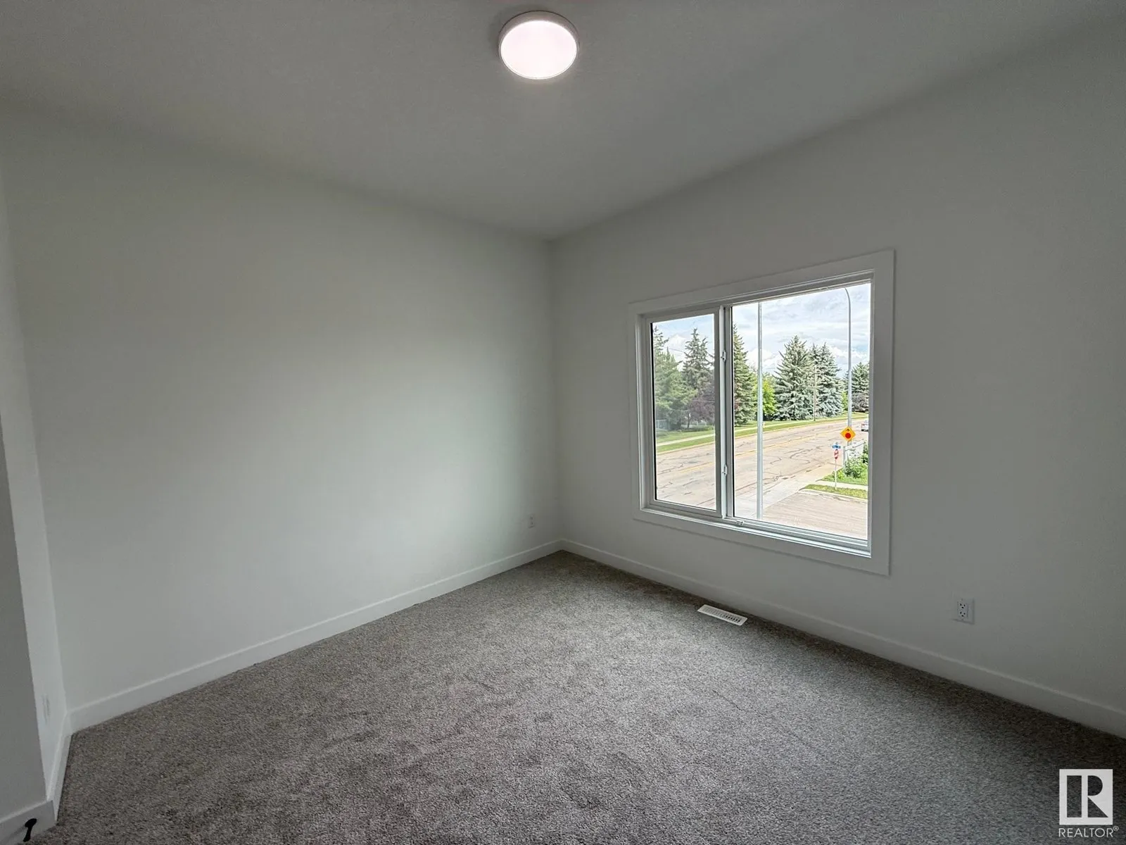 4912 46 ST