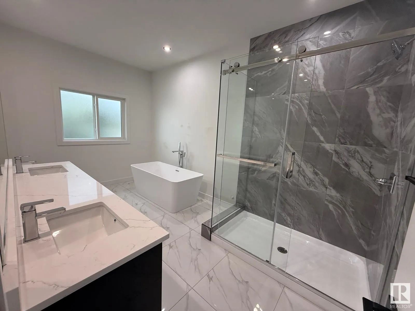 4912 46 ST