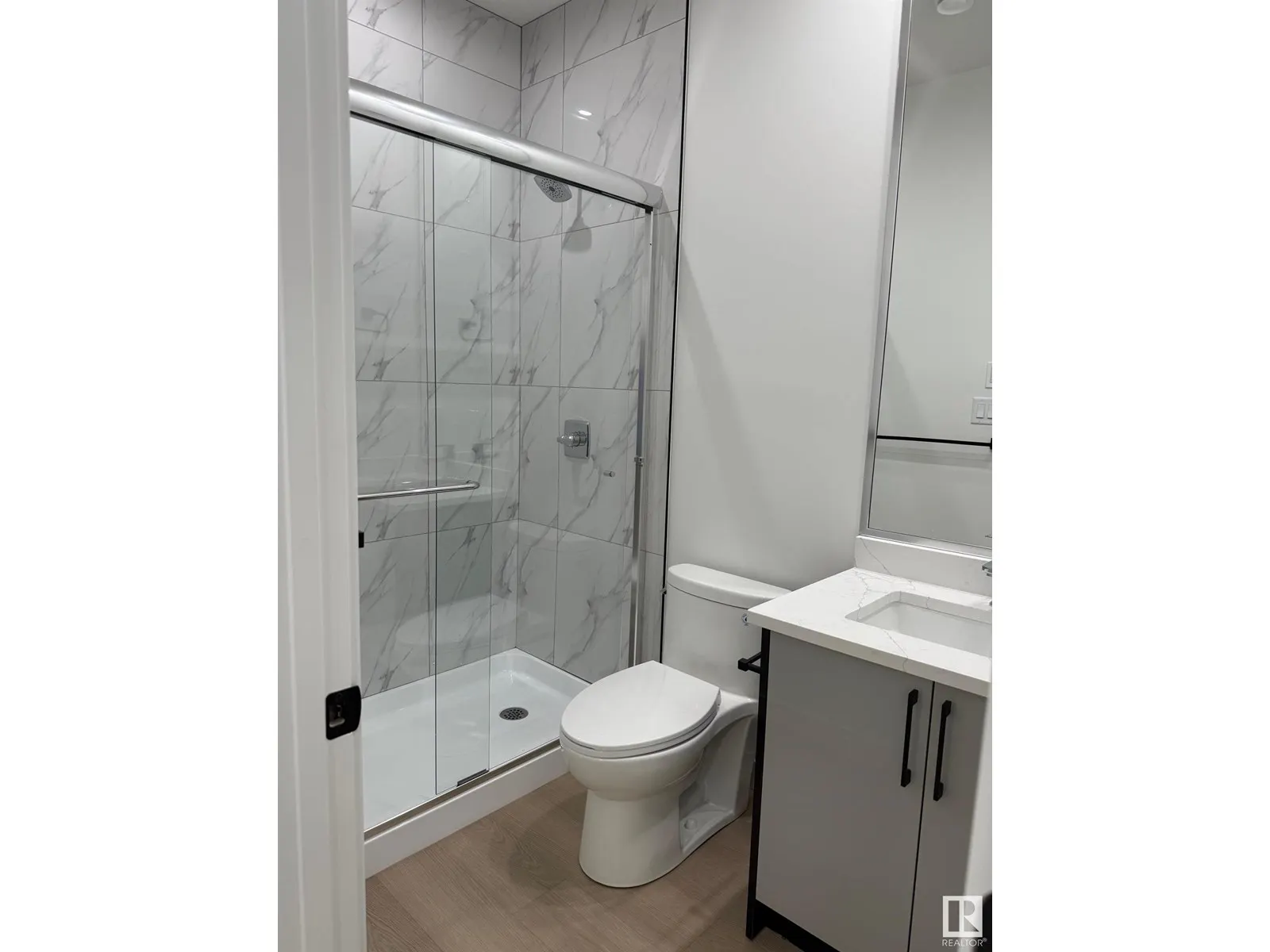 4912 46 ST