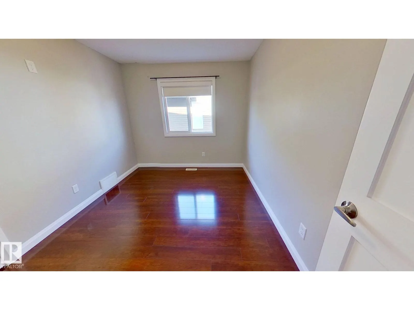 5168 SUNVIEW DR