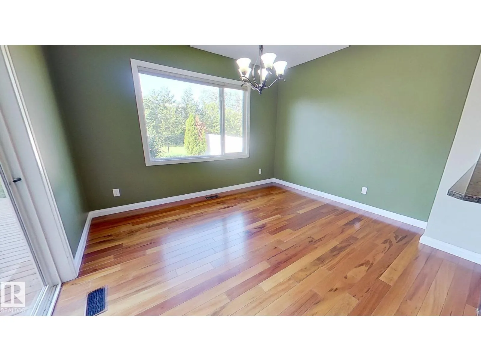 5168 SUNVIEW DR