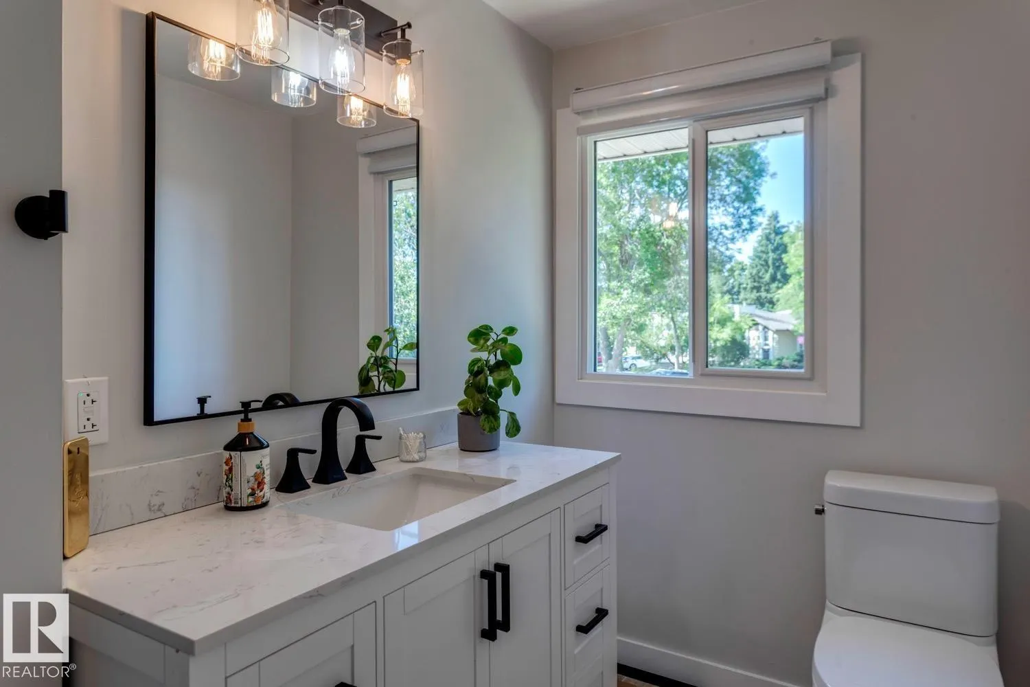 28 GREER CR
