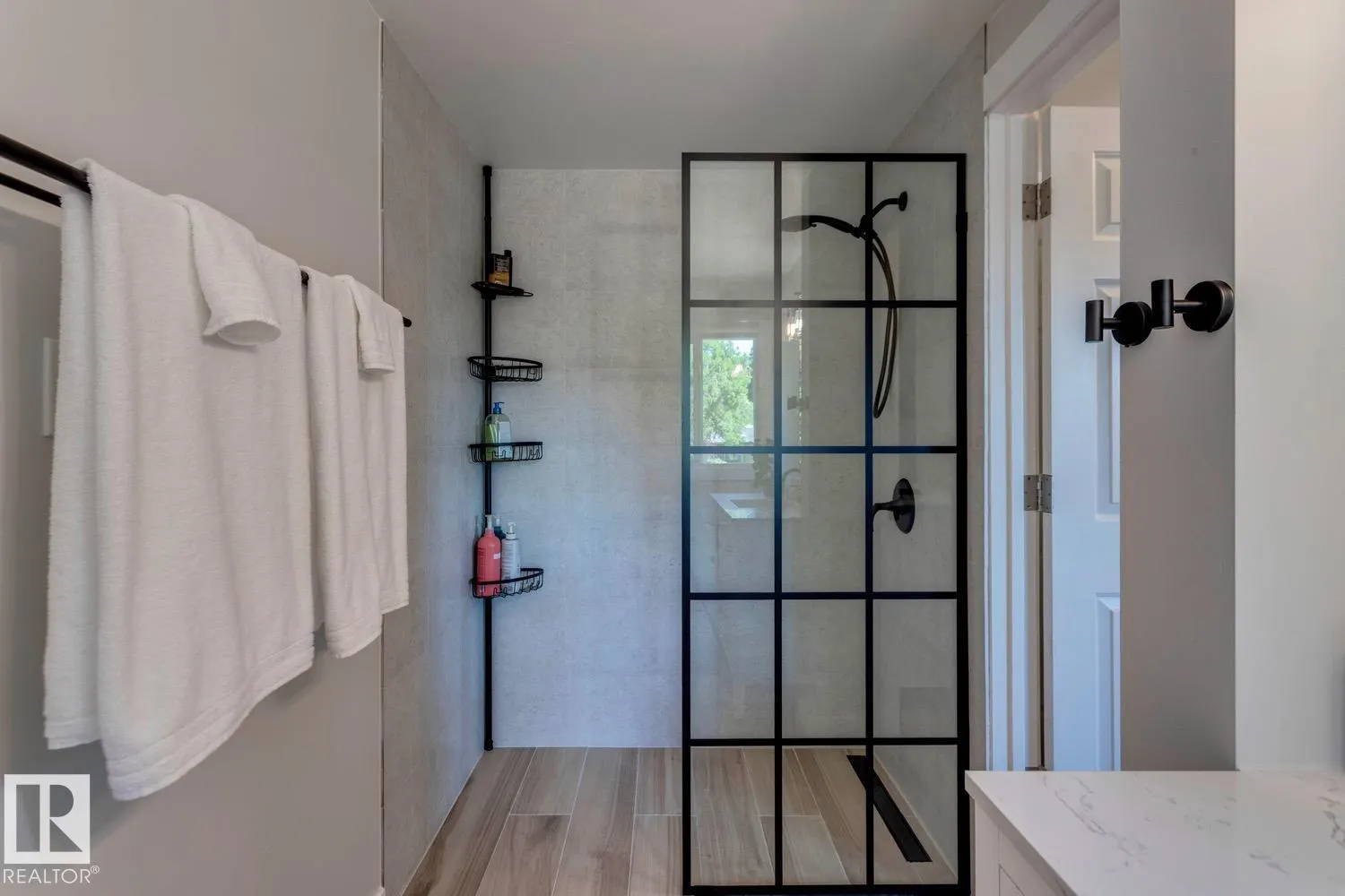 28 GREER CR