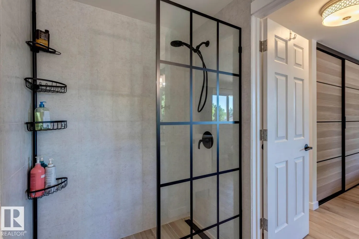 28 GREER CR