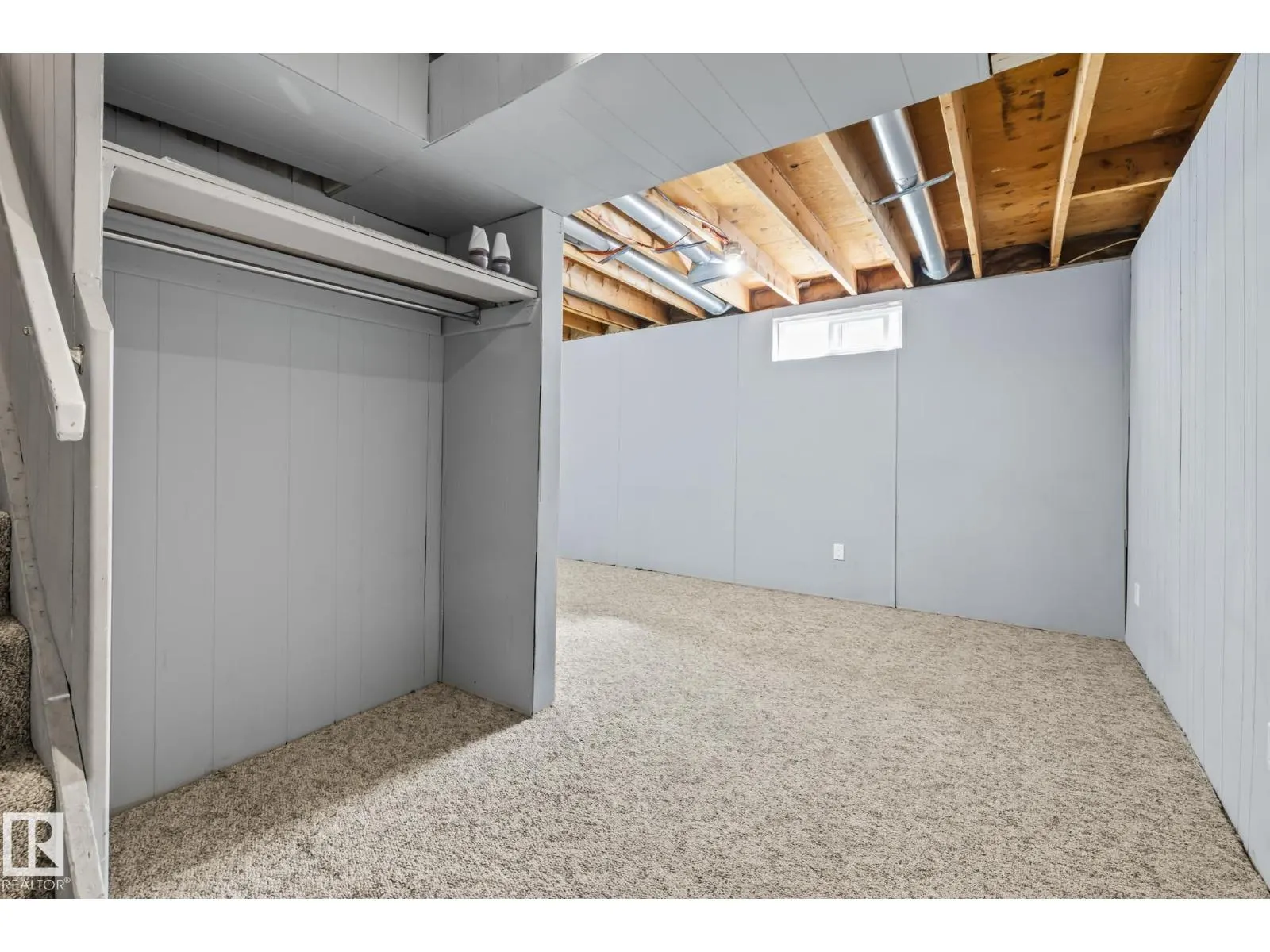 2B CLAREVIEW VG NW