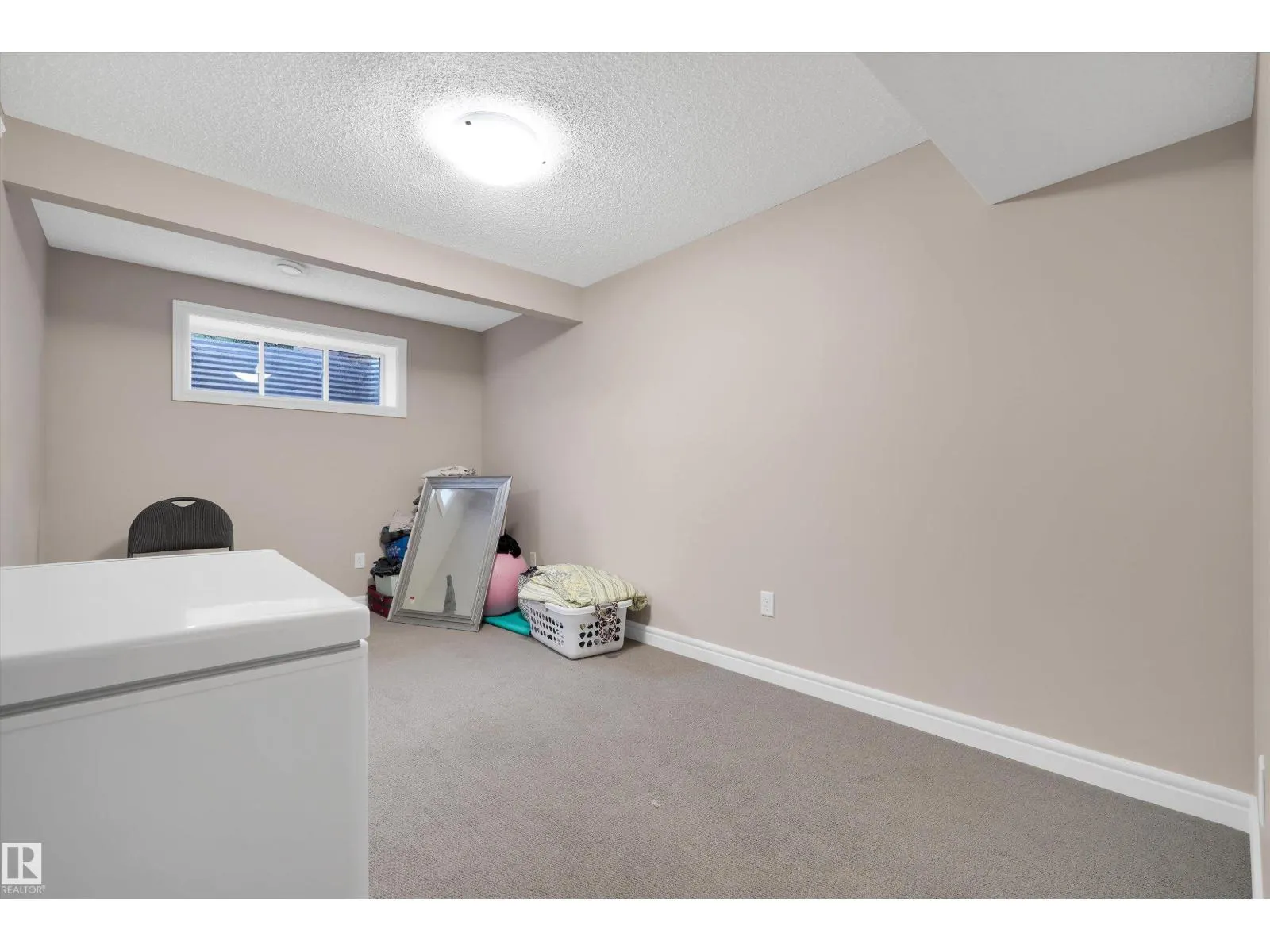 44 WOODBRIDGE LI