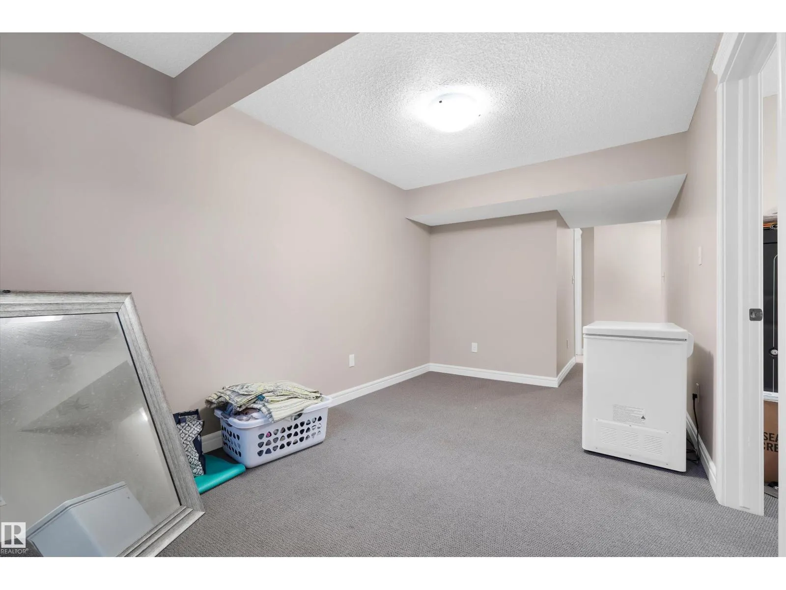 44 WOODBRIDGE LI