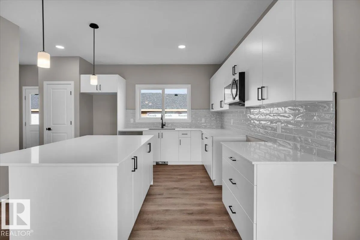 81 BRICKYARD DR
