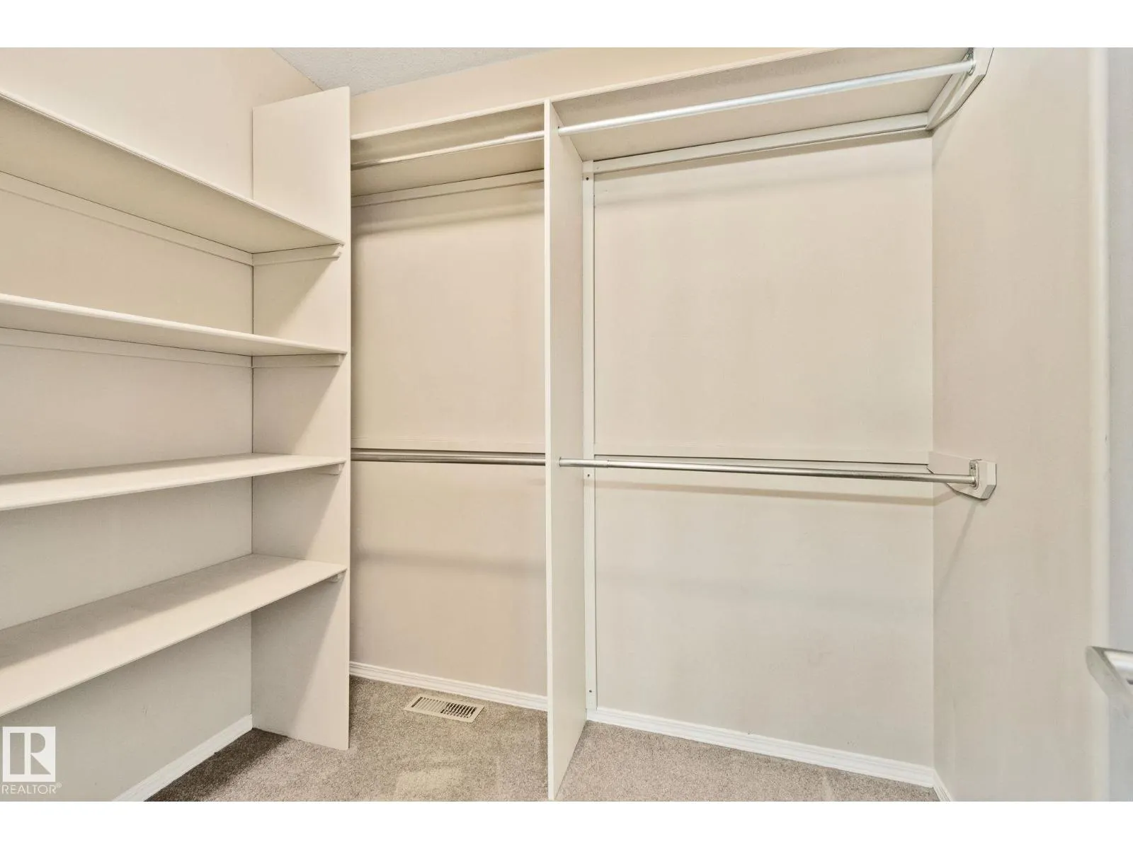 61 RUE MONETTE