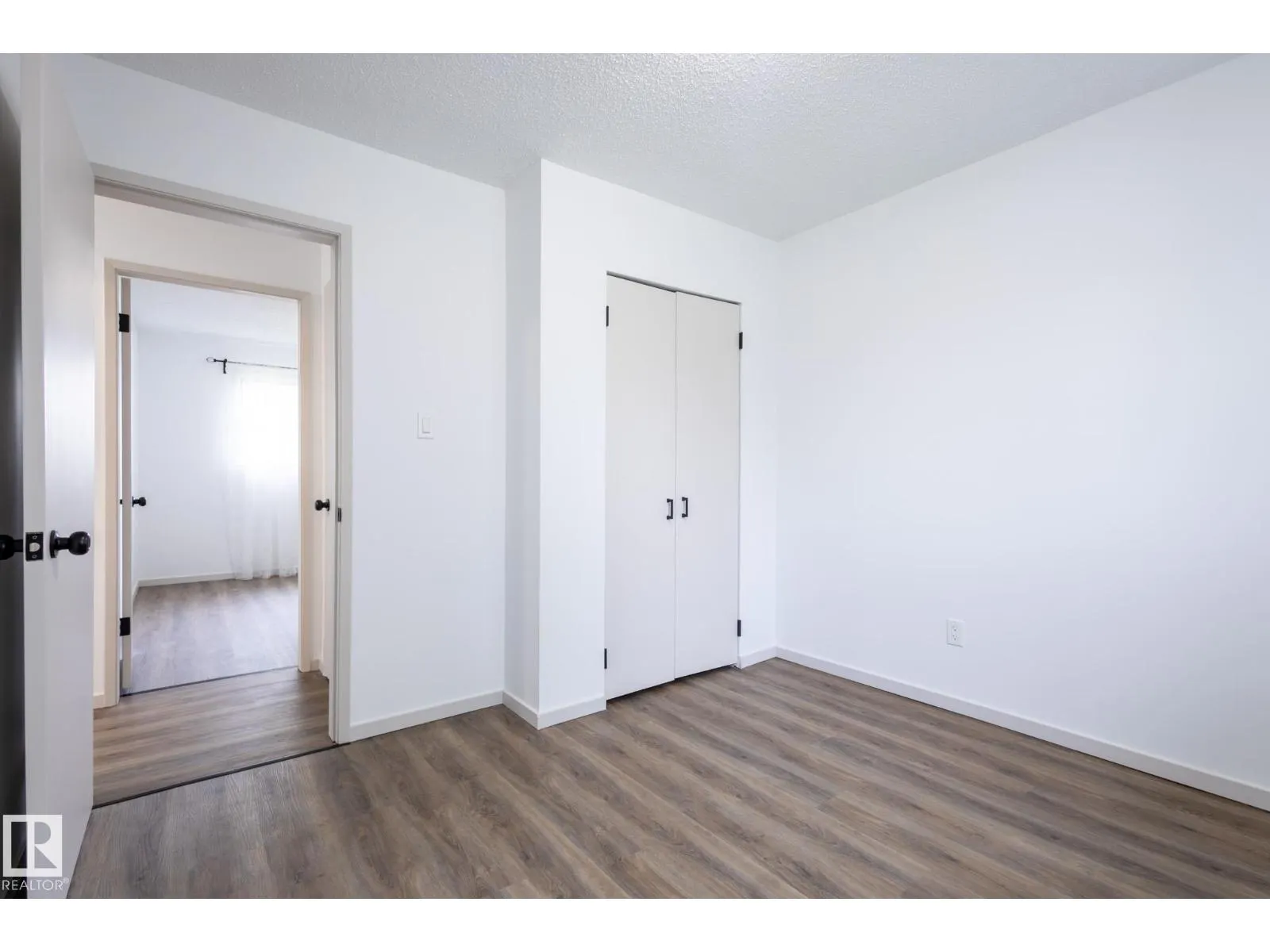 75 MARION DR