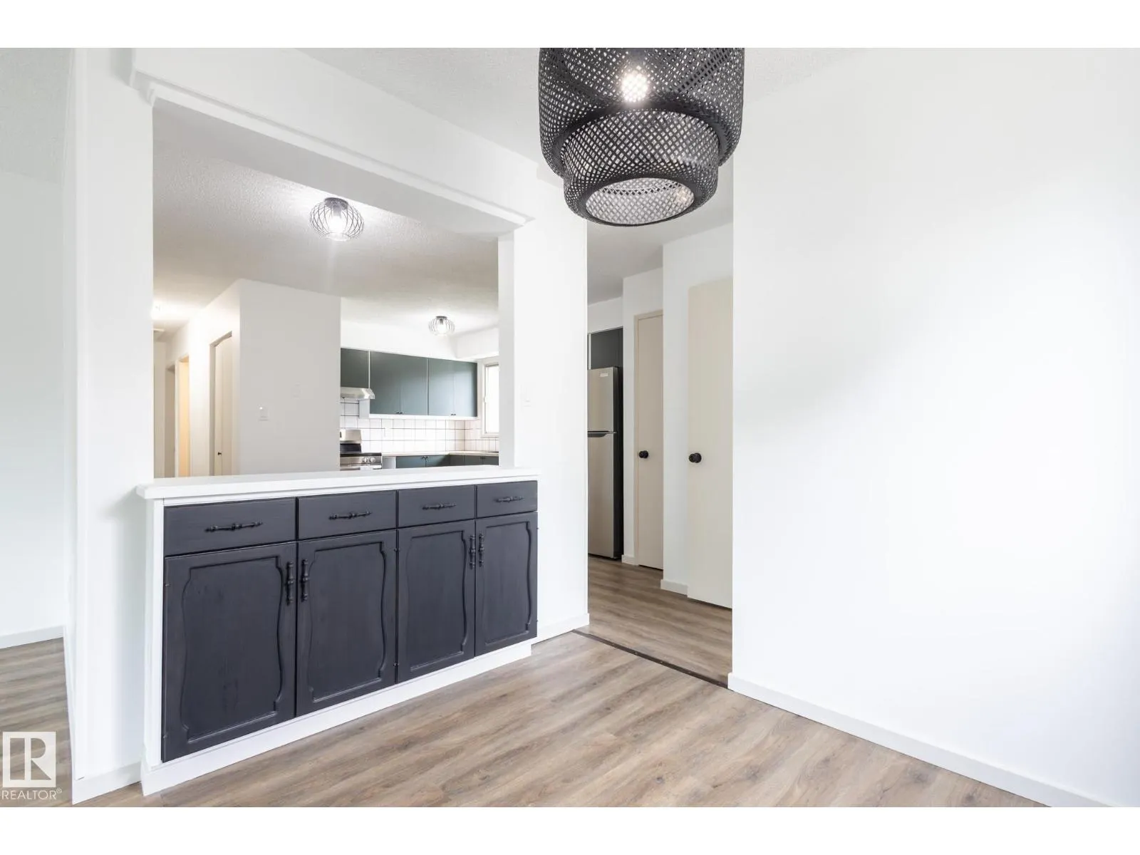 75 MARION DR