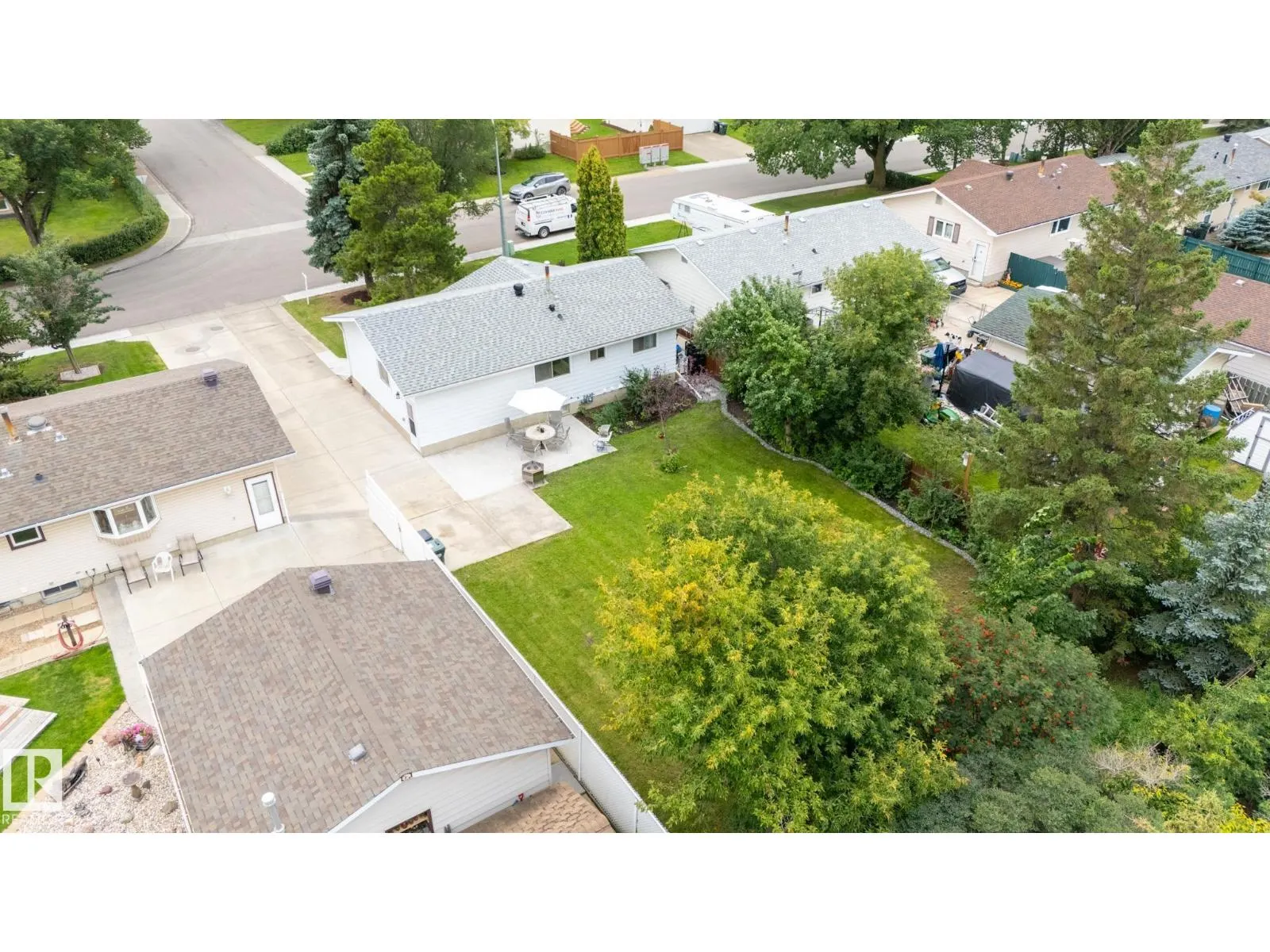 75 MARION DR
