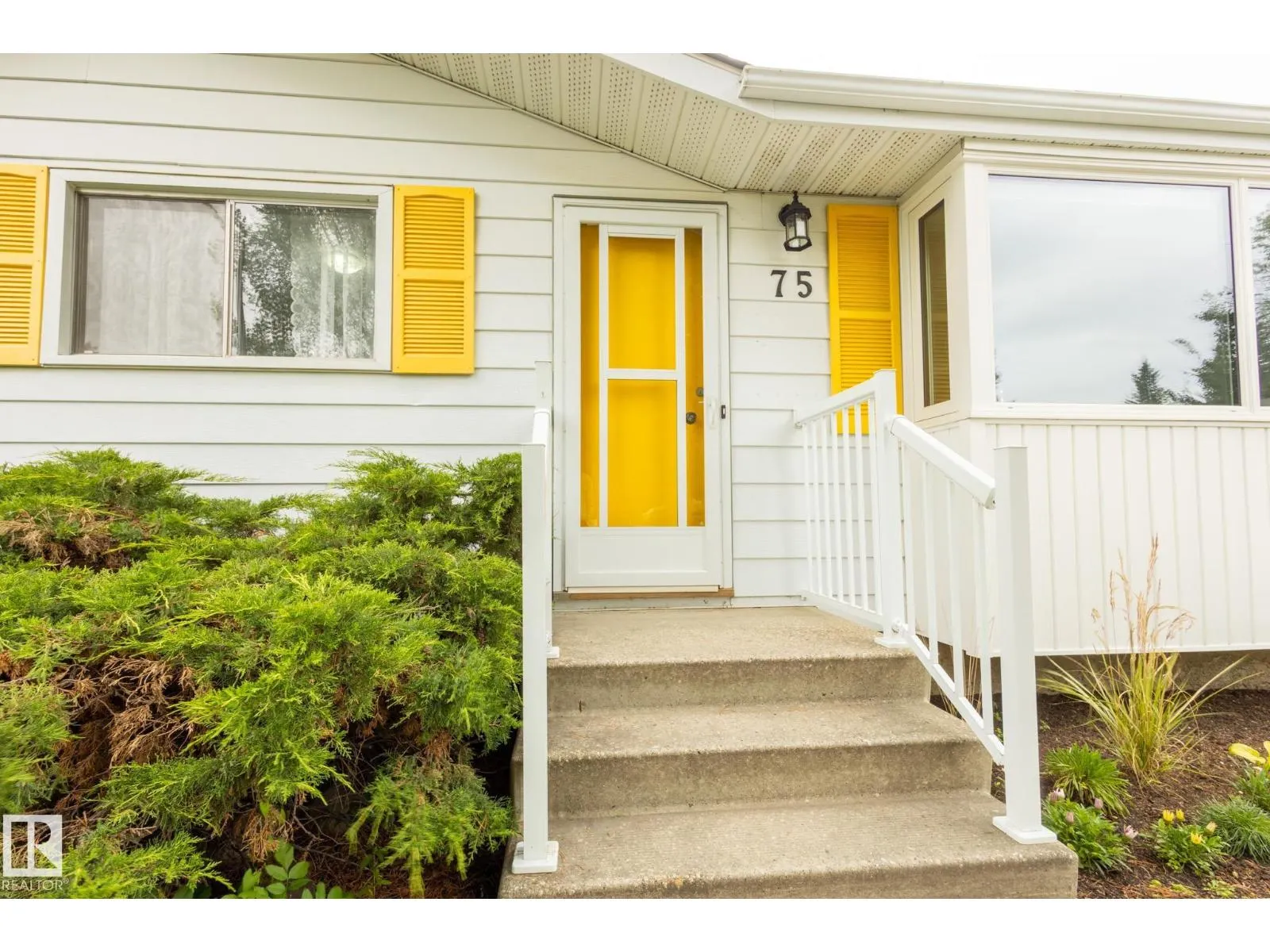 75 MARION DR