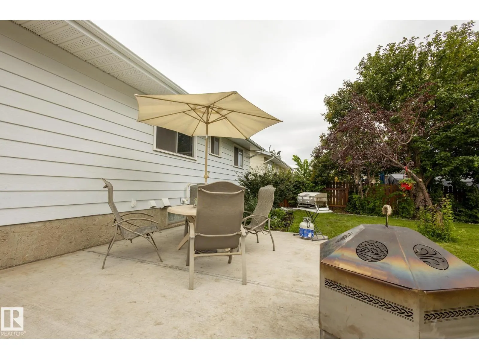 75 MARION DR